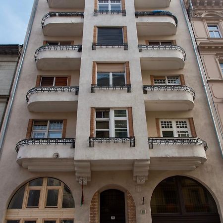 A96 Budapeste Exterior foto