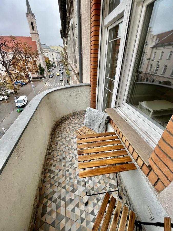 A96 Budapeste Exterior foto